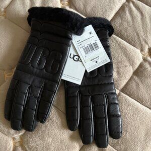UGG Logo Leather Black Glove Size M NWT